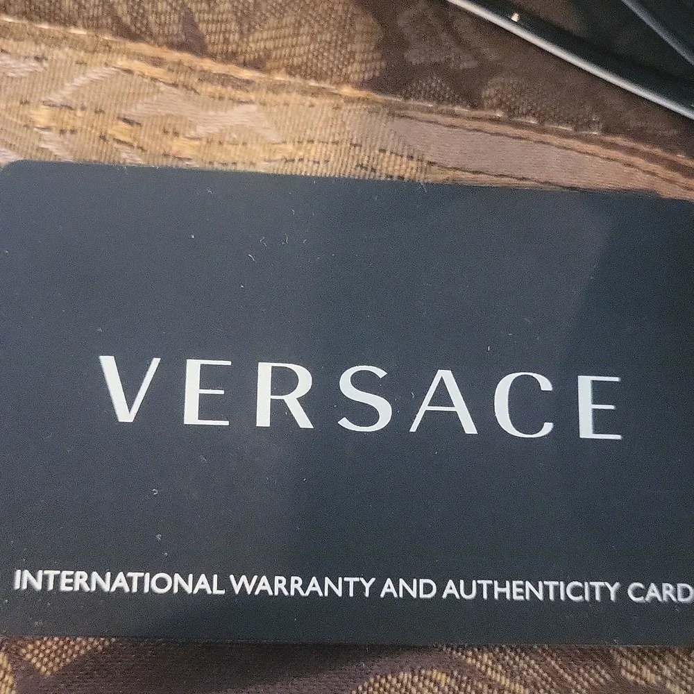 Versace New  Limited Edition Black and White Sunglasses with Classic Frame Xo